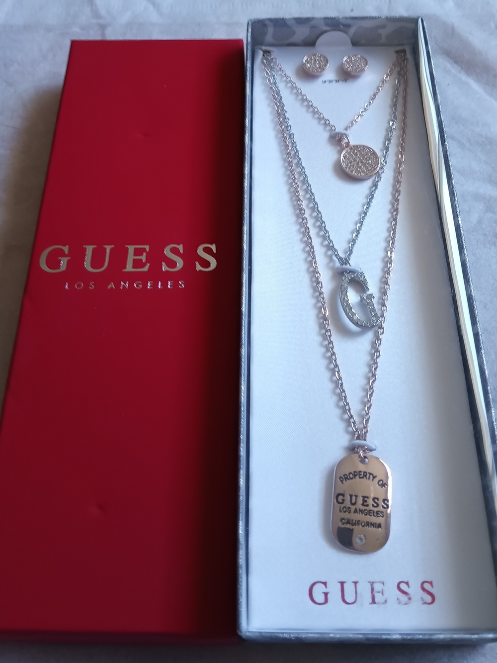 GUESS TWO TONE TRIPLE NECKLACE & STUDS BOXED SET